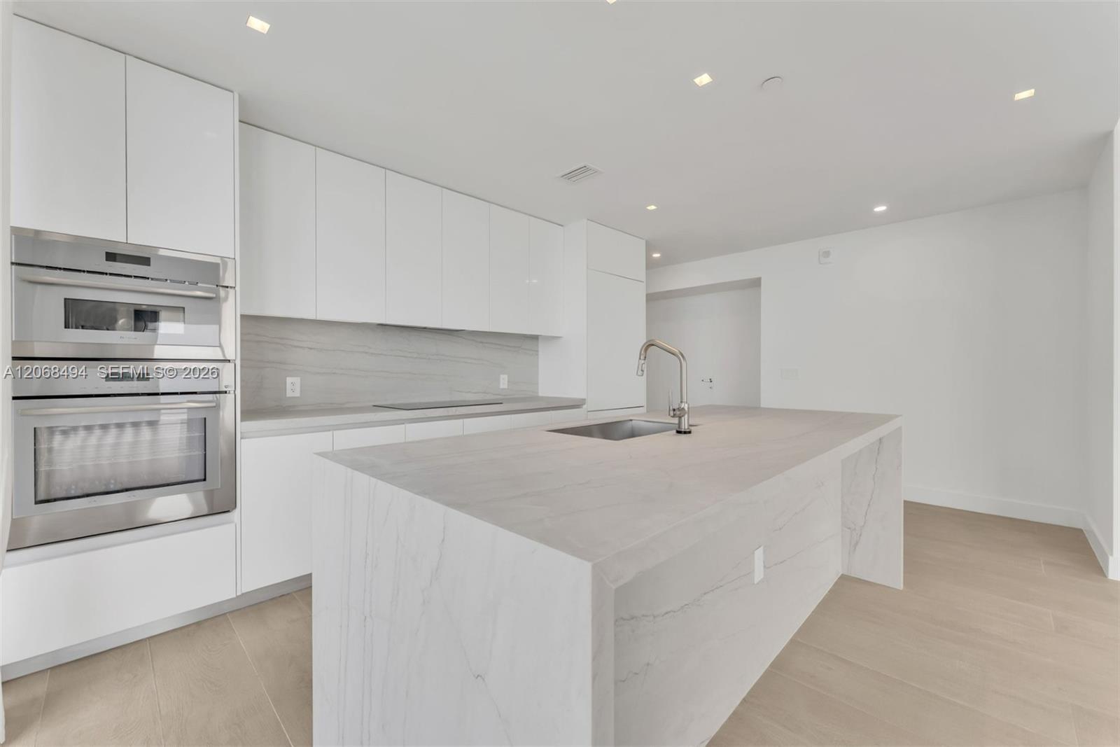700 NE 24th St # 1207, Miami FL 33137 photo 5
