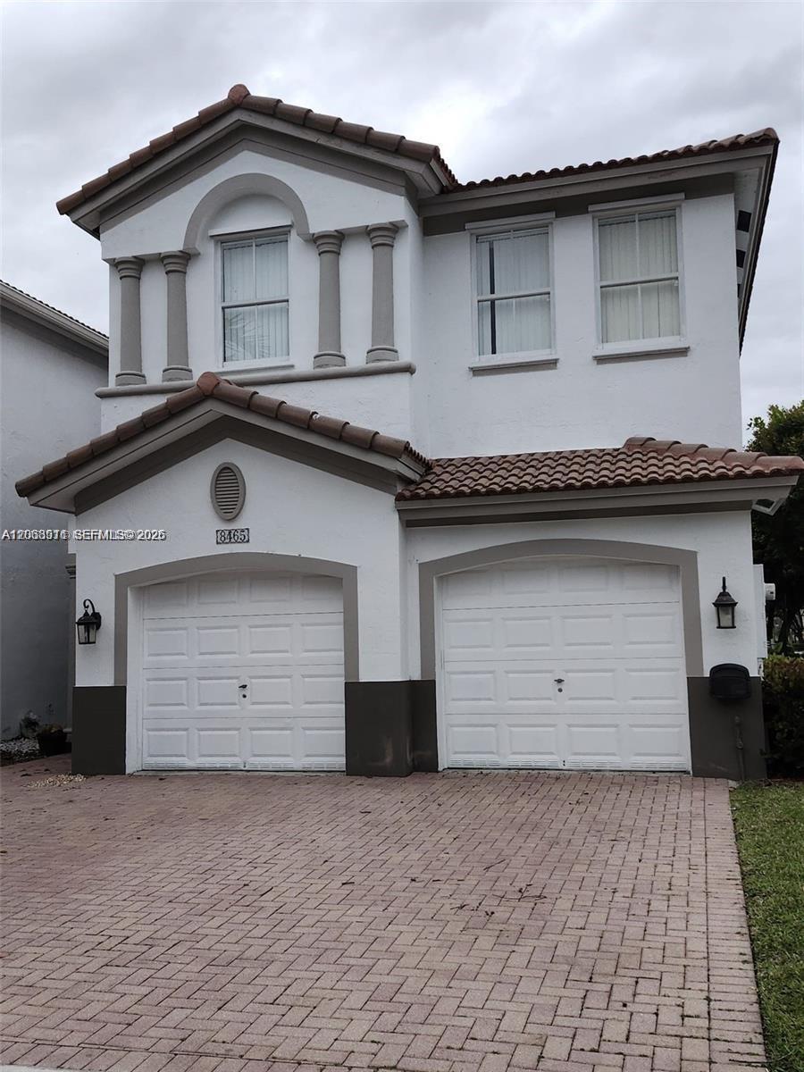 8465 NW 108th Path, Doral FL 33178 photo 2