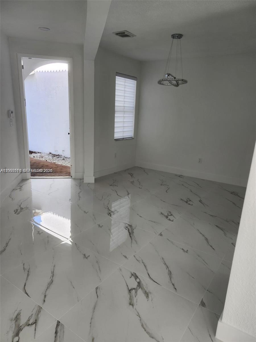 8465 NW 108th Path, Doral FL 33178 photo 4