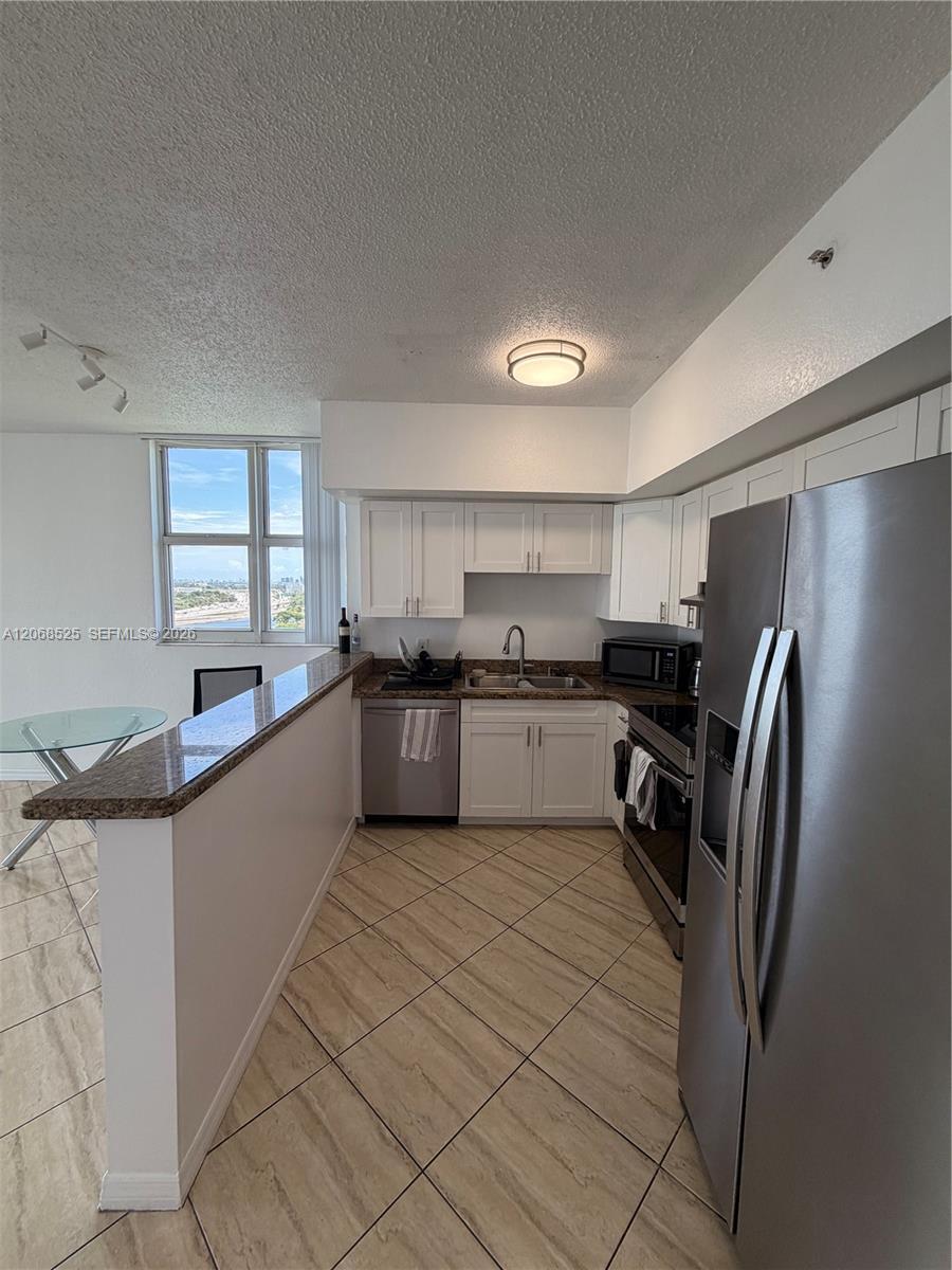 5077 NW 7th St # 1501, Miami FL 33126 photo 3