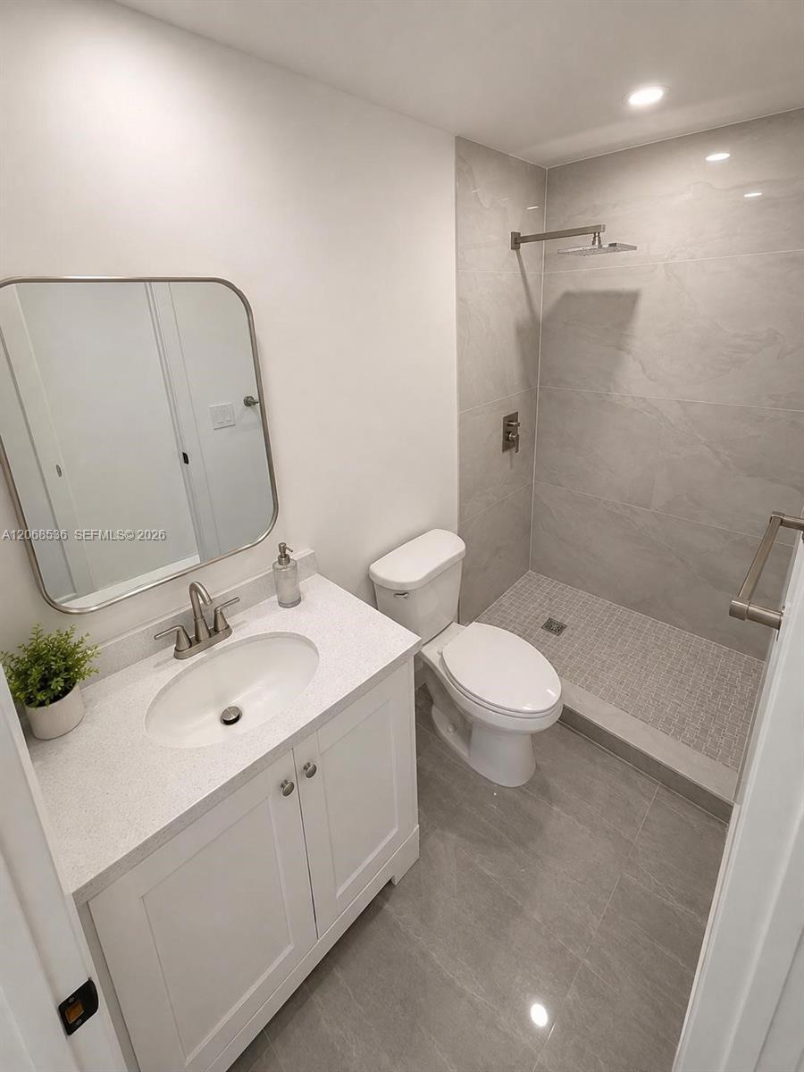 607 NW 8th Ave, Pompano Beach FL 33060 photo 3