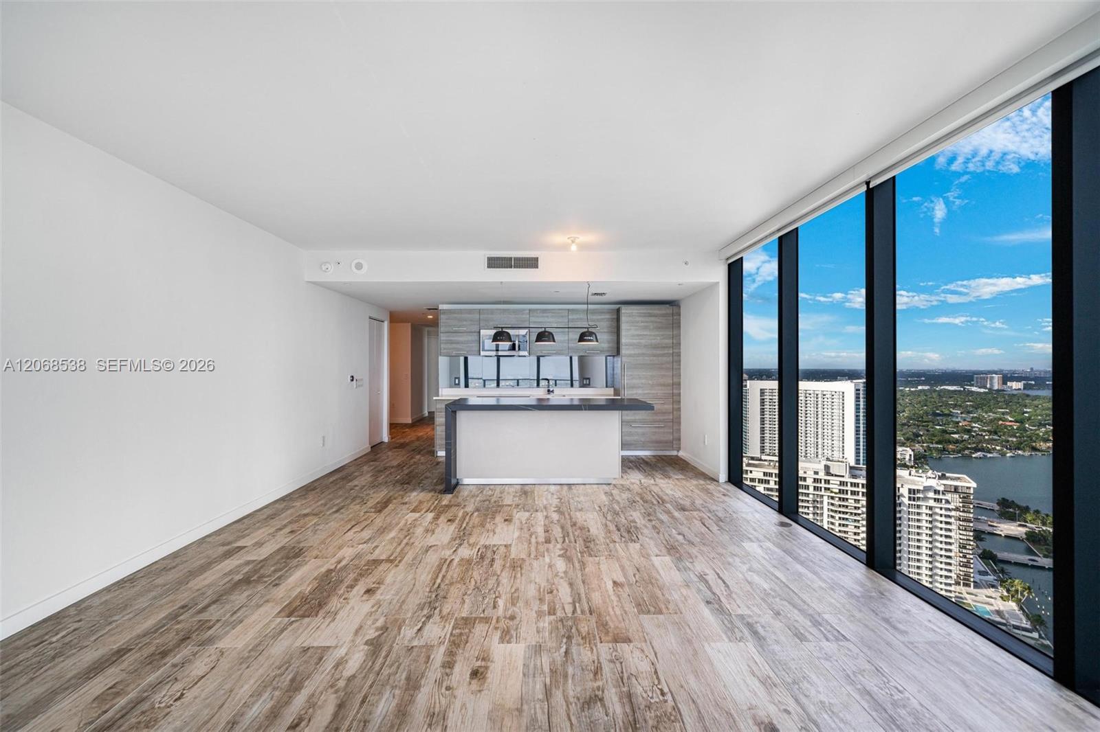 650 NE 32nd St # 4407, Miami FL 33137 photo 3