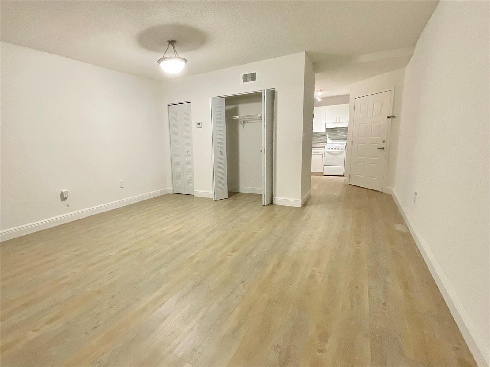 9517 Fontainebleau Boulevard # 228, Miami FL 33172 photo 4