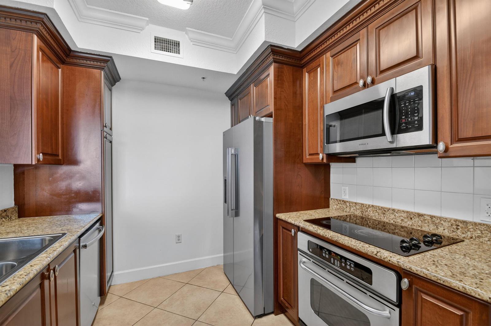1660 Renaissance Commons Boulevard # 2407, Boynton Beach FL 33426 photo 3