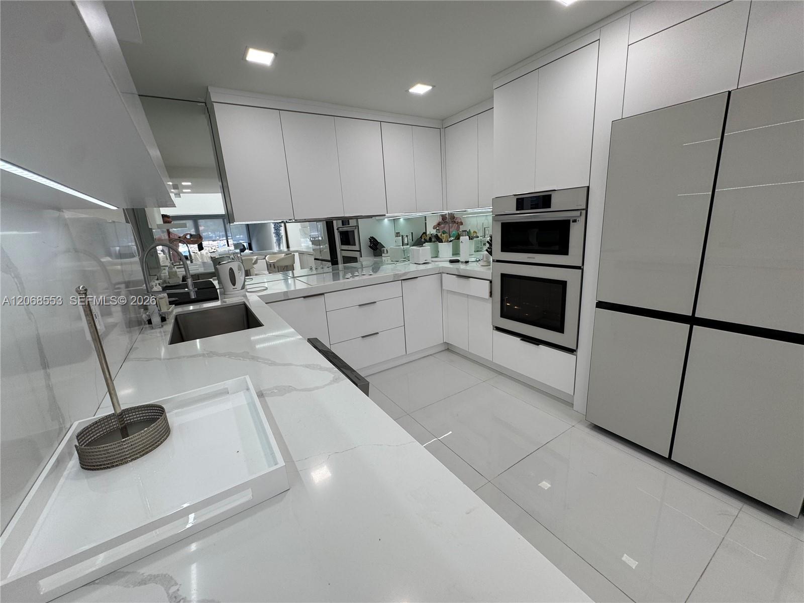 336 Poinciana Dr # 1008, Sunny Isles Beach FL 33160 photo 3
