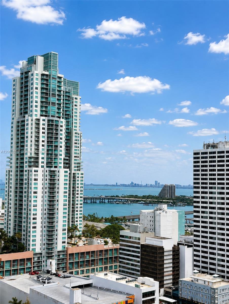151 SE 1st St # 2406, Miami FL 33131 photo 5