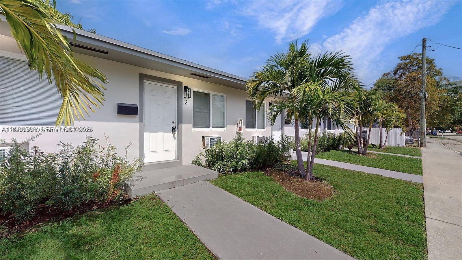891 SW 5th St # 2, Miami FL 33130 photo 3
