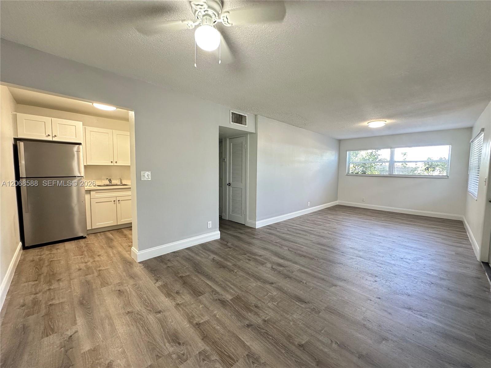 2500 Johnson St # 6, Hollywood FL 33020