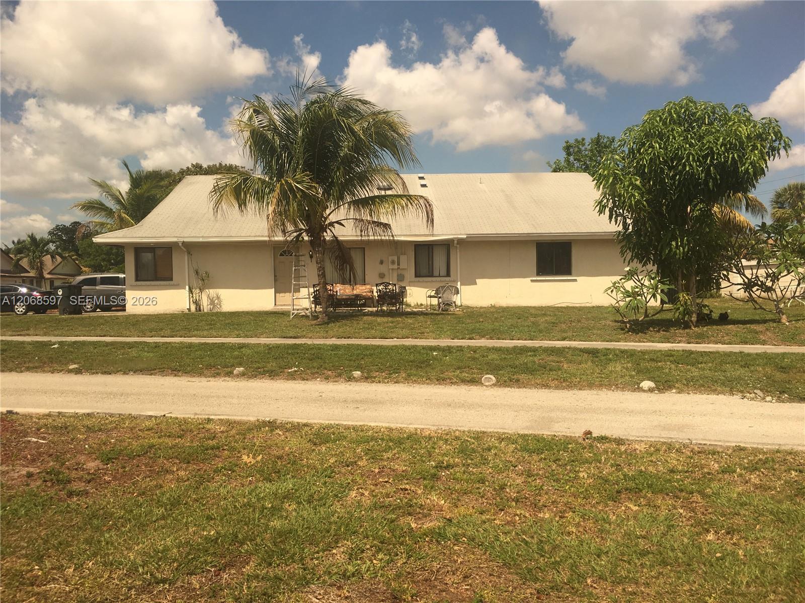 6501 Harbour Rd, North Lauderdale FL 33068