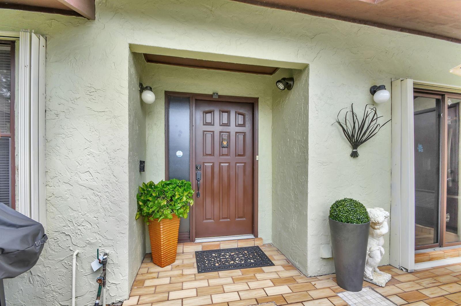494 Iron Forge Court, Royal Palm Beach FL 33411 photo 5