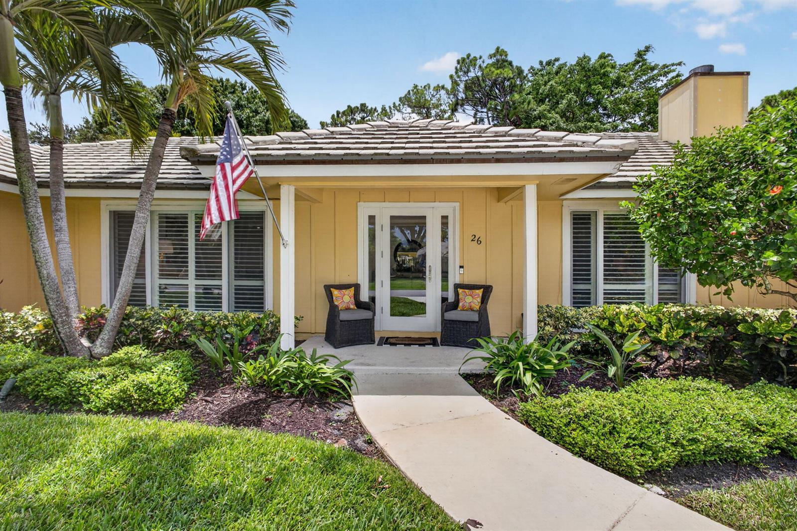 26 Cambria Road W, Palm Beach Gardens FL 33418 photo 2