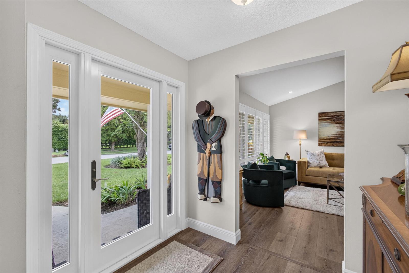 26 Cambria Road W, Palm Beach Gardens FL 33418 photo 4