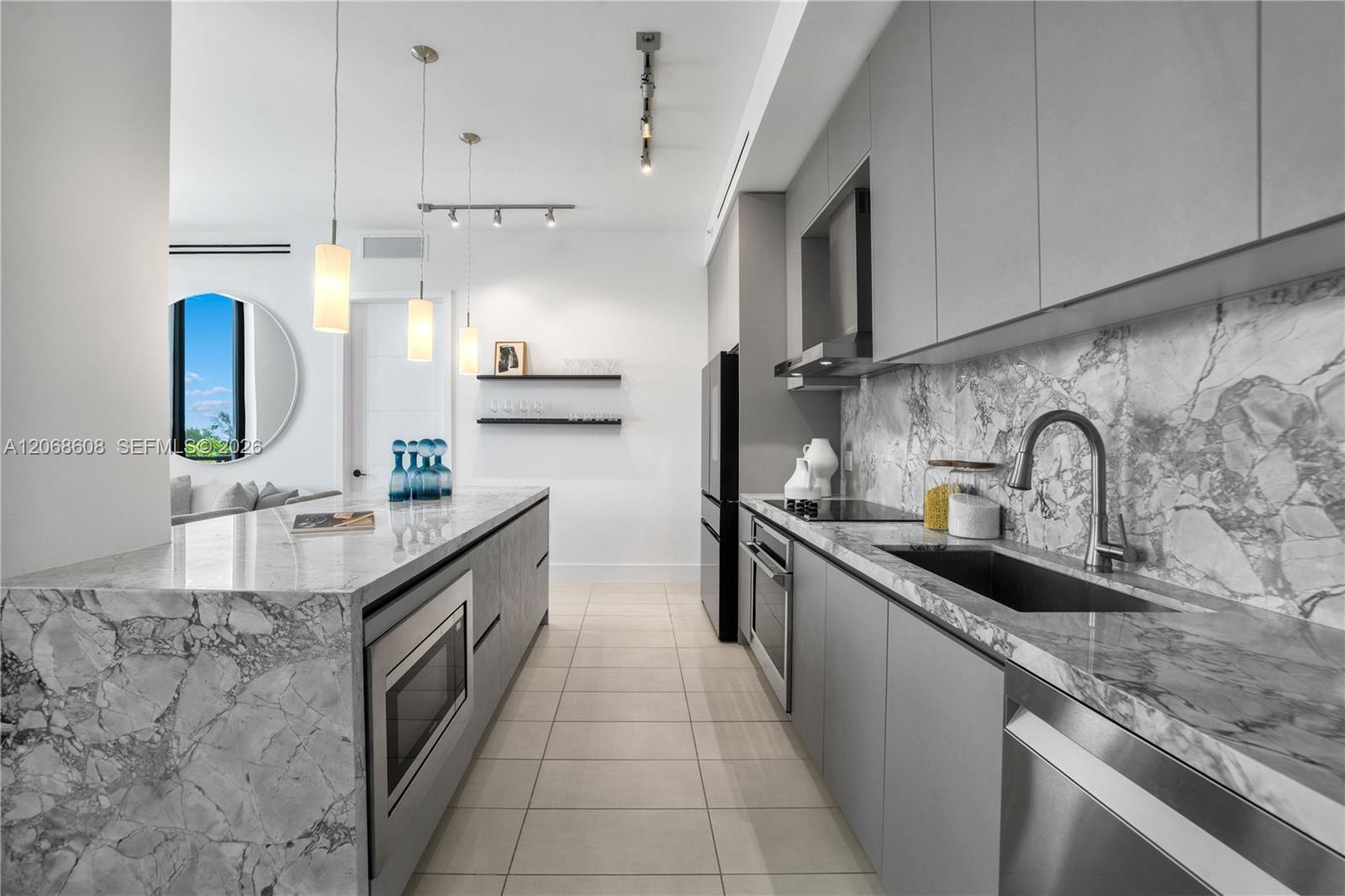 1030 15th St, Miami Beach FL 33139 photo 3