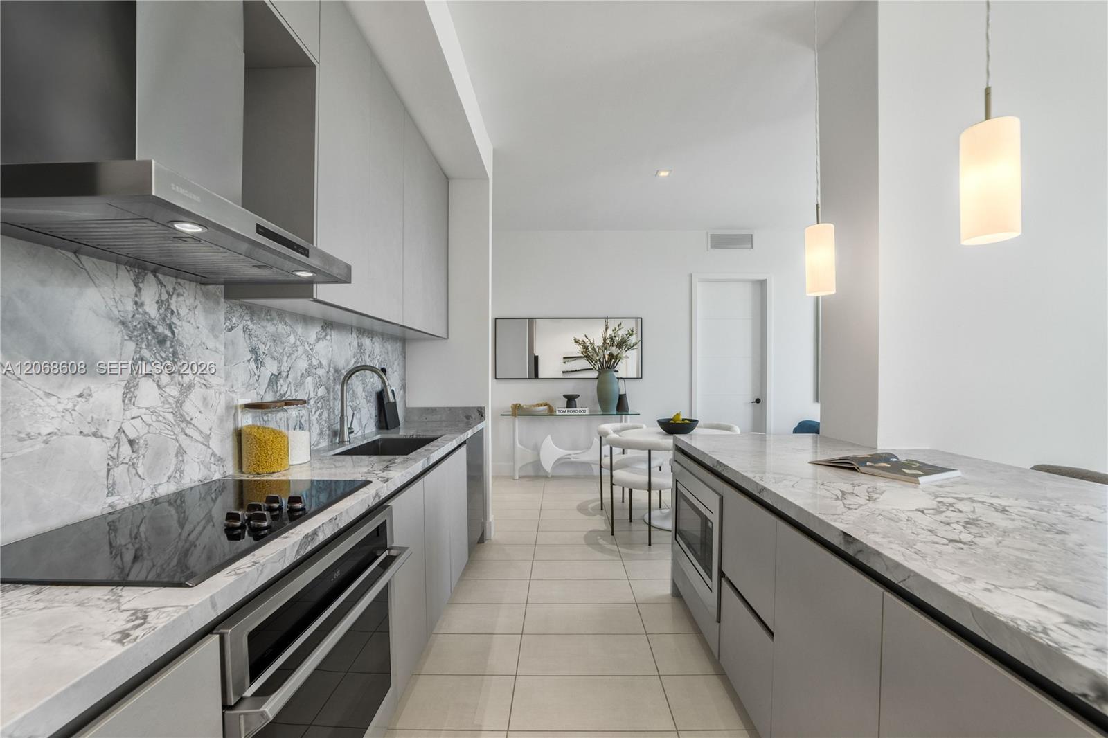 1030 15th St, Miami Beach FL 33139 photo 4
