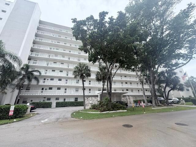 2555 NE 11TH Street # 402, Fort Lauderdale FL 33304
