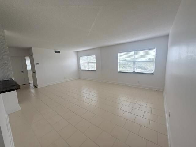 2555 NE 11TH Street # 402, Fort Lauderdale FL 33304 photo 4