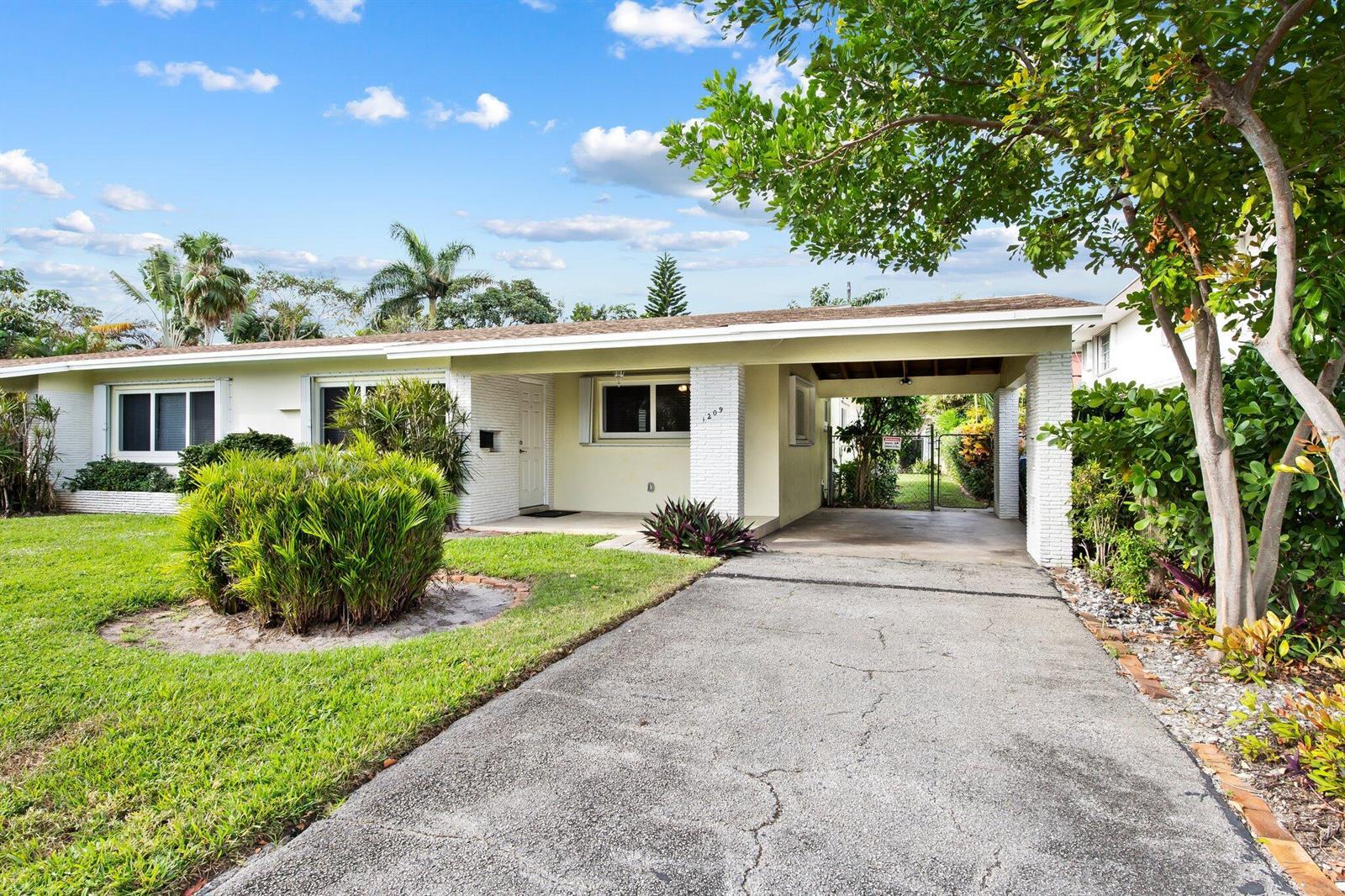 1209 NE 18th Avenue, Fort Lauderdale FL 33304 photo 2