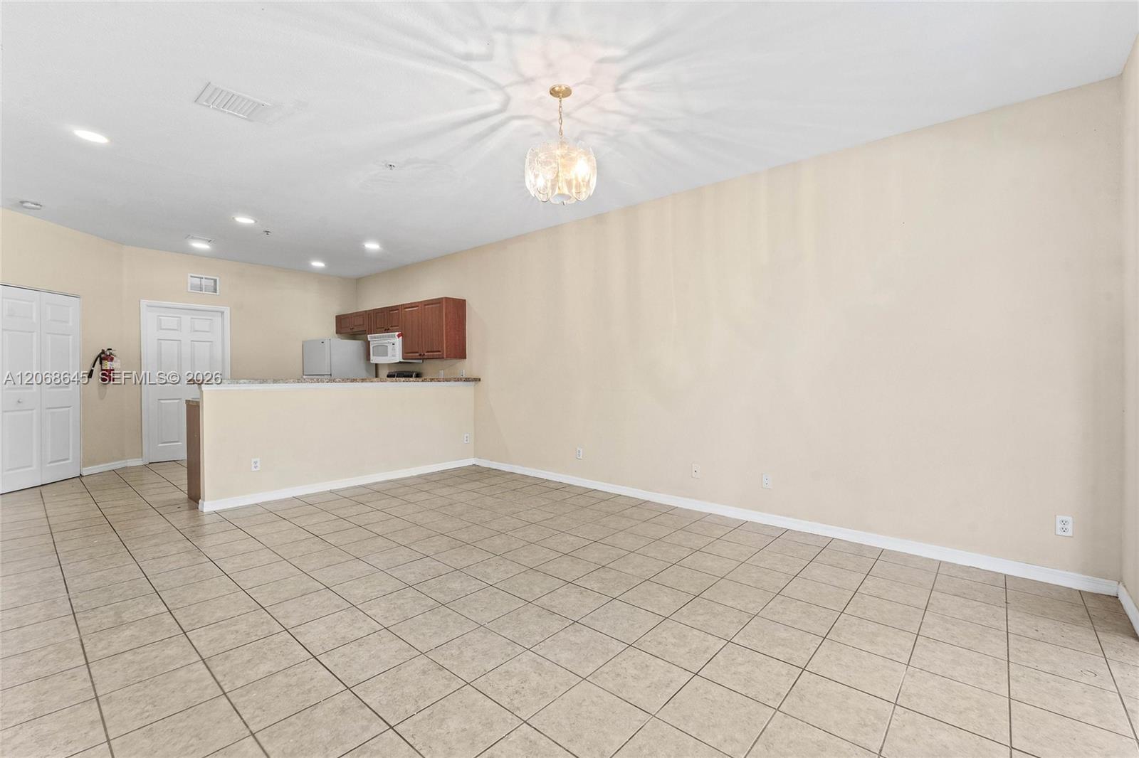 2004 Freeport Ln # 4106, Riviera Beach FL 33404 photo 4