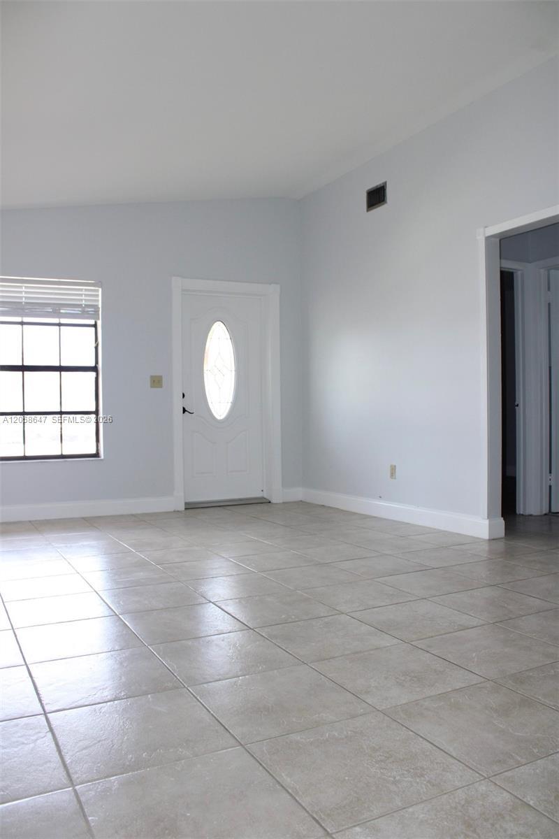 2728 W 74th St # 2728, Hialeah FL 33016