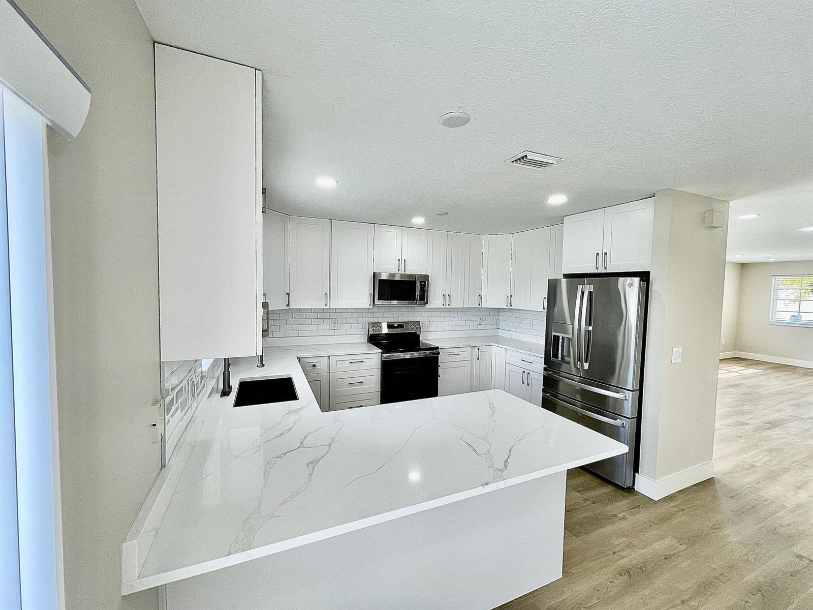 12149 NW 34TH Street, Sunrise FL 33323 photo 4