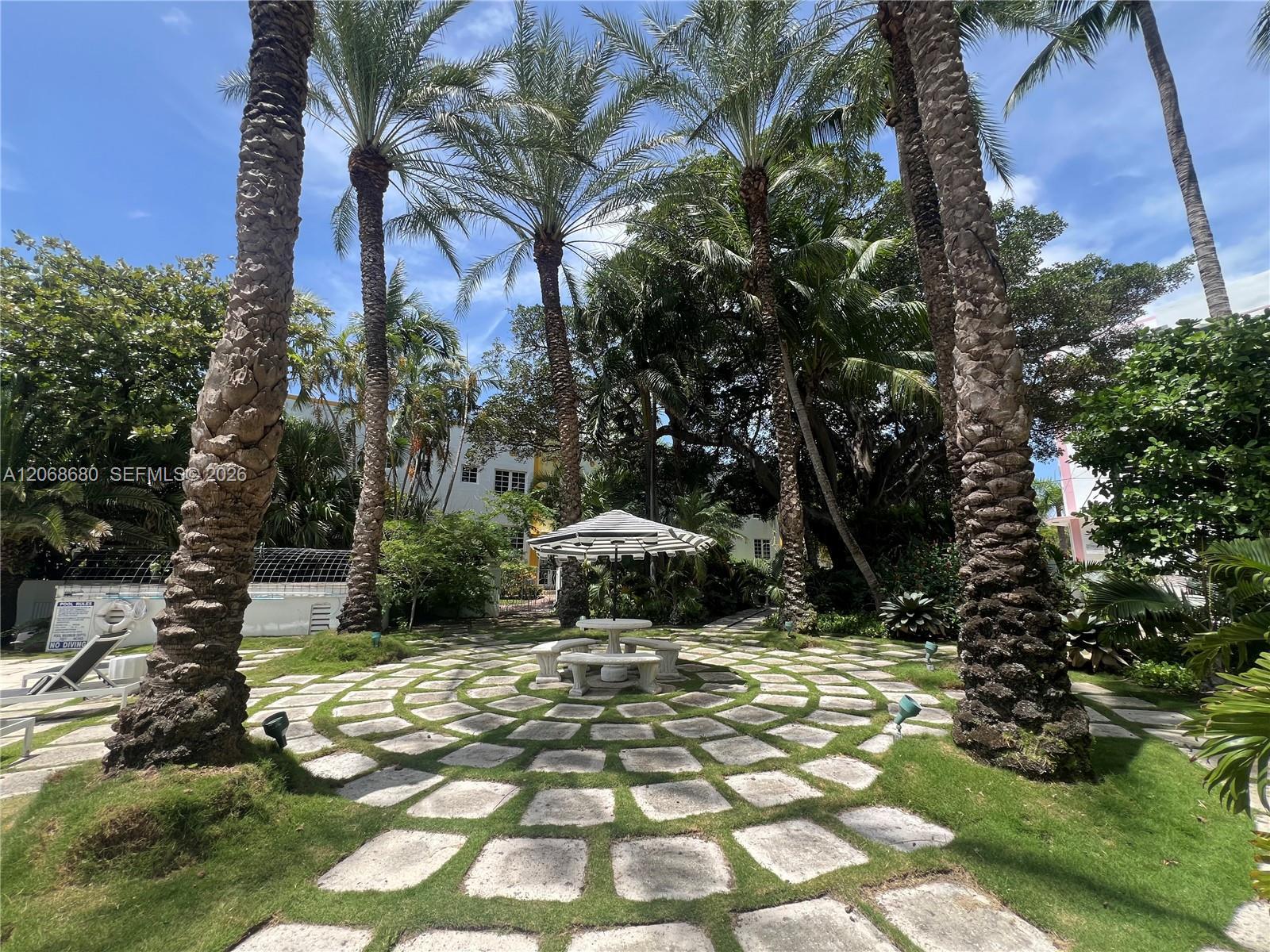 2421 Lake Pancoast Dr # 4D, Miami Beach FL 33140 photo 4