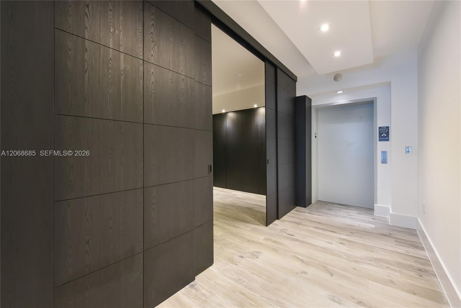 1010 Brickell Ave # 3905, Miami FL 33131 photo 2