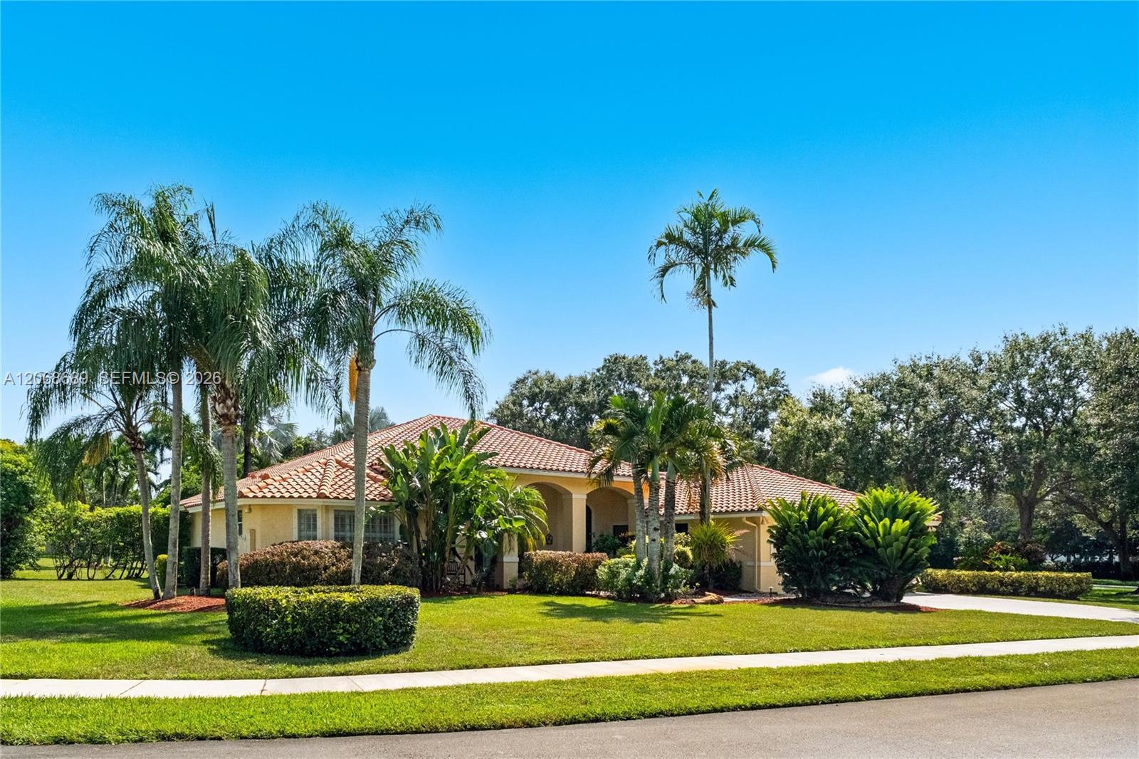 10660 SW 44th Ct, Davie FL 33328 photo 3