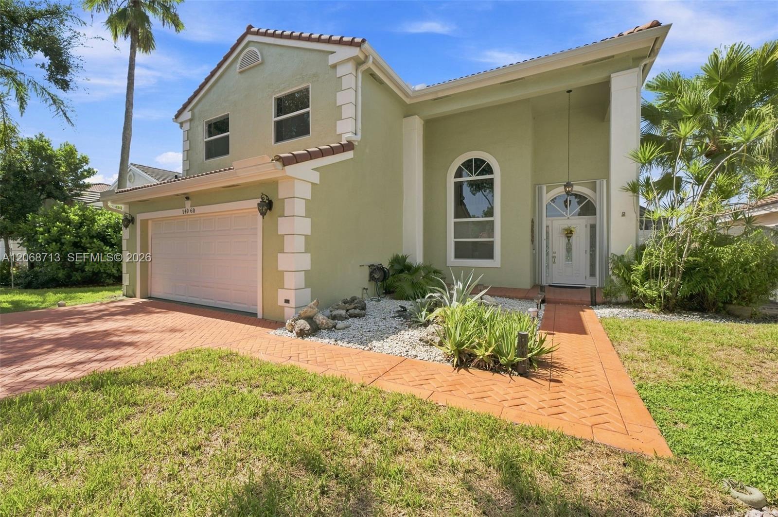 14060 Richwood Pl, Davie FL 33325 photo 2