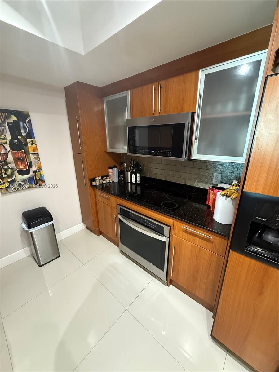 335 S Biscayne Blvd # 1805, Miami FL 33131 photo 3