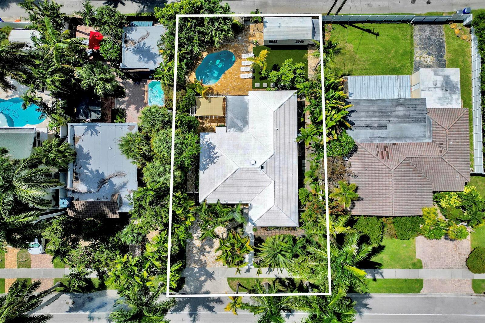 1016 Harrison Street, Hollywood FL 33019 photo 4