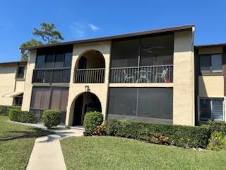 236 PINE HOV Circle # 2, FL 33463 photo 2