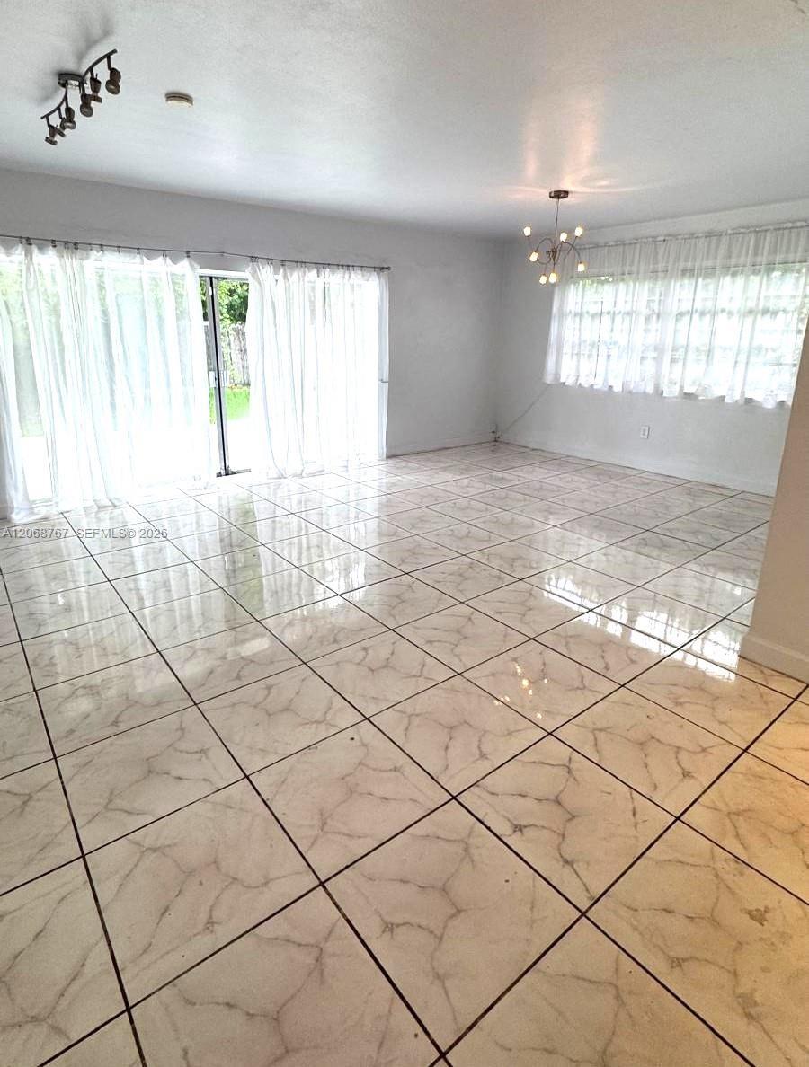 7552 Hispanola Ave, North Bay Village FL 33141 photo 5