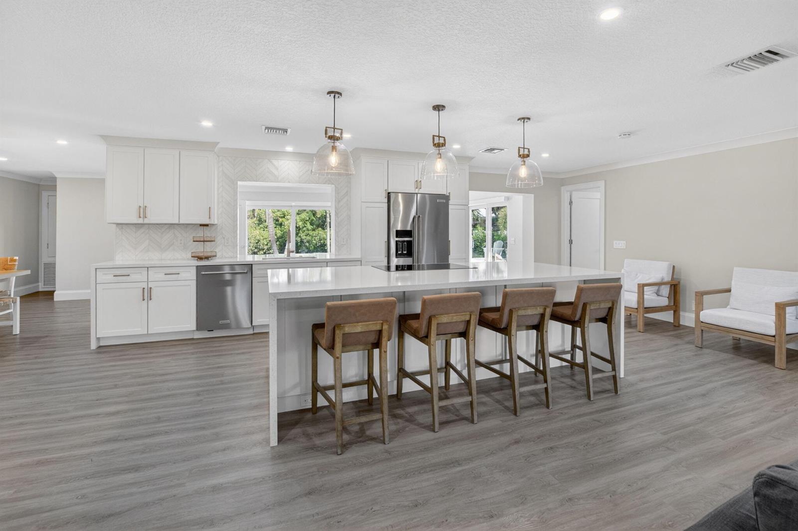 135 SE 28th Court, Boynton Beach FL 33435 photo 4
