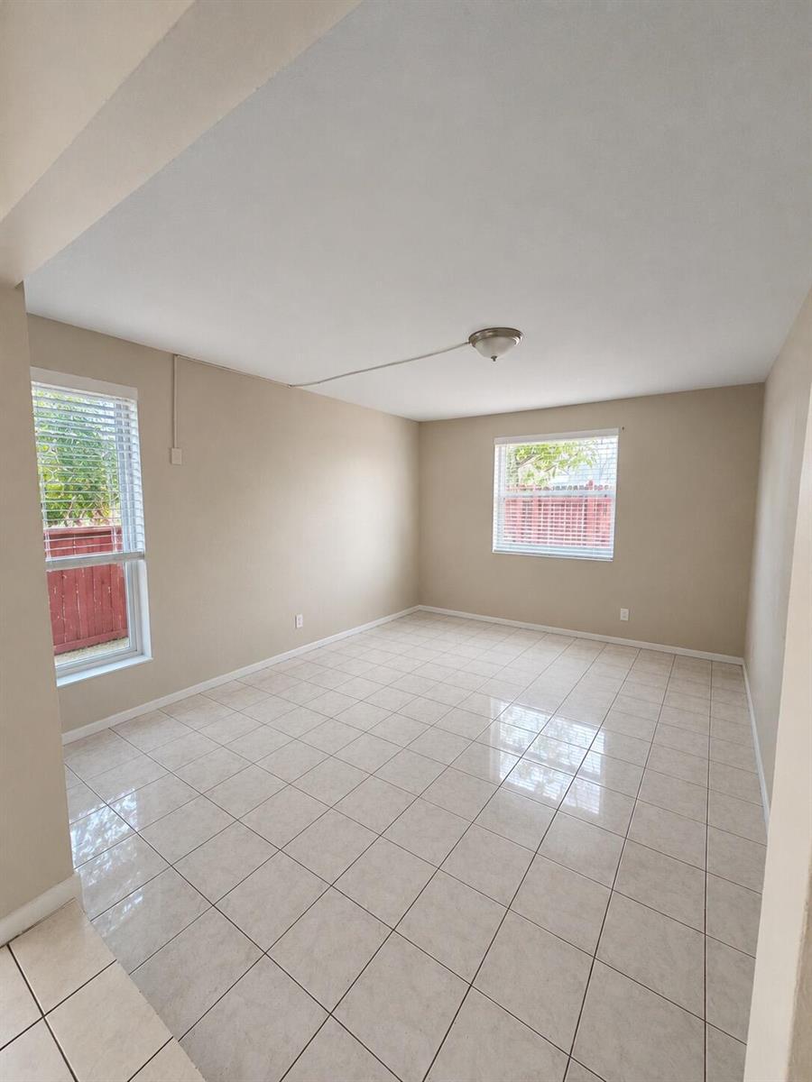 7920 SW 7TH Place, North Lauderdale FL 33068 photo 2