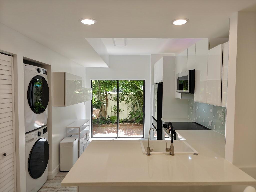 210 BELLA VISTA Court N # 10, Jupiter FL 33477 photo 4