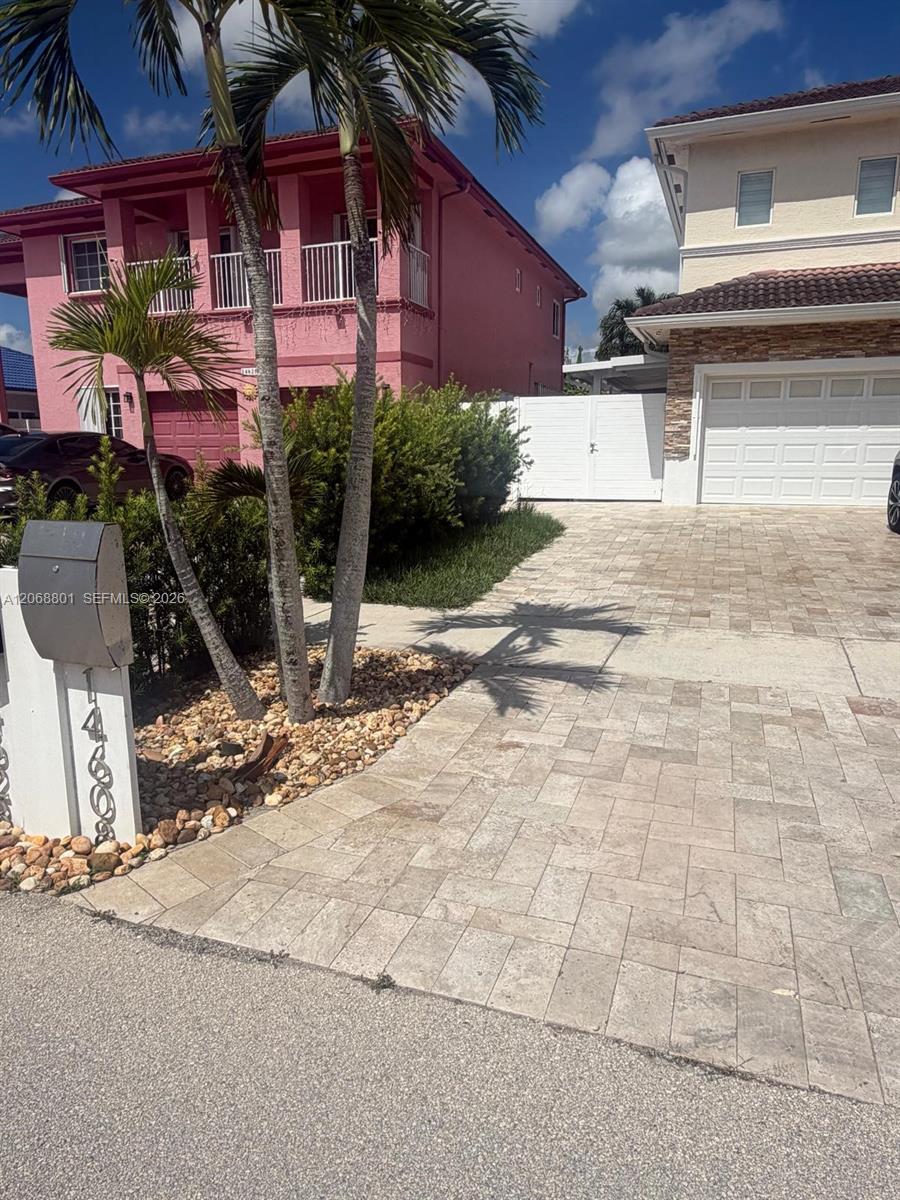 Miami, FL 33196 photo 3