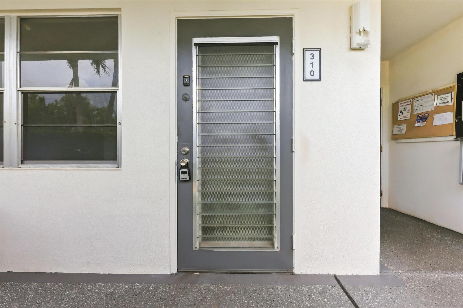 310 OAKRIDGE R Court # 310, Deerfield Beach FL 33442