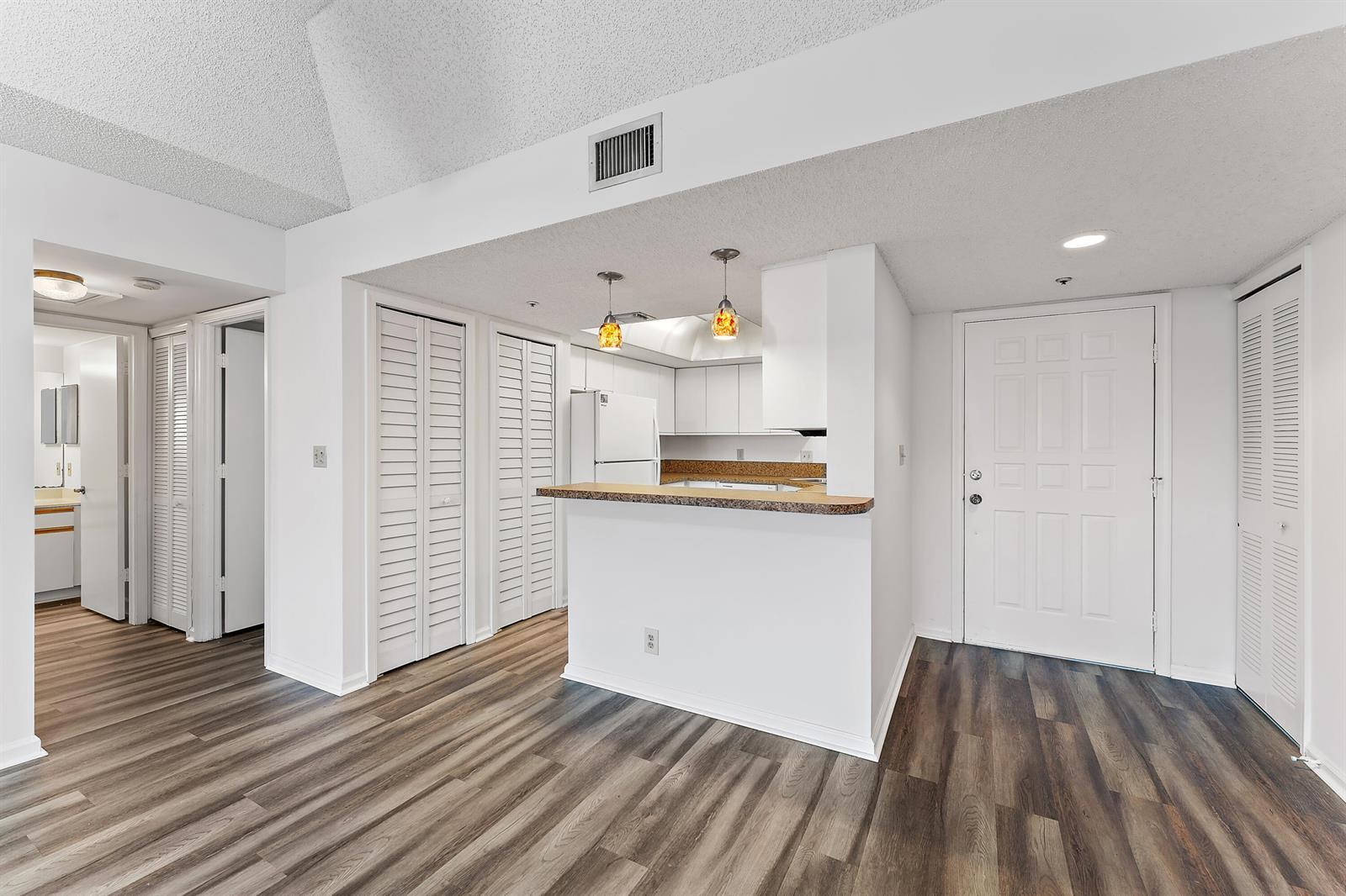700 Uno Lago Drive # 404, Juno Beach FL 33408 photo 4