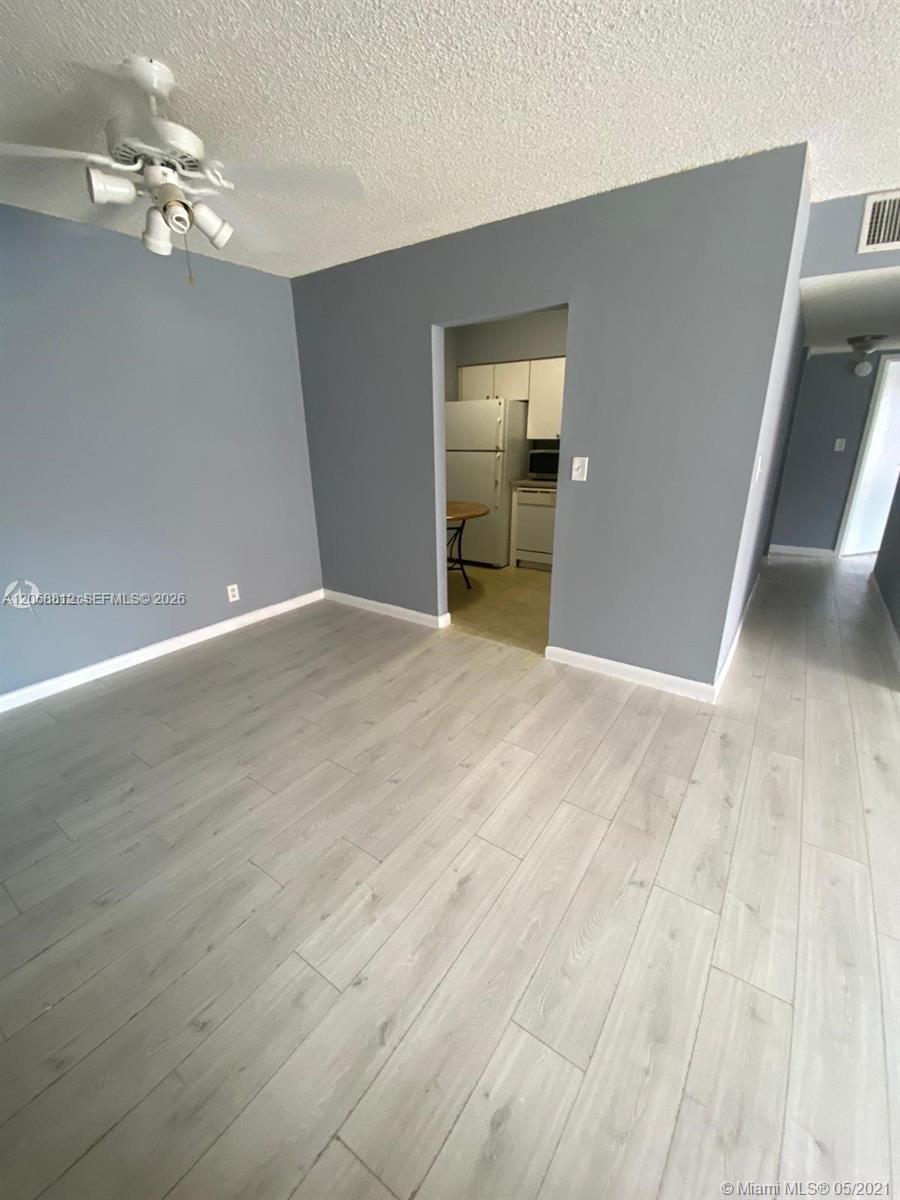 5241 Geneva Way # 203, Doral FL 33166 photo 3