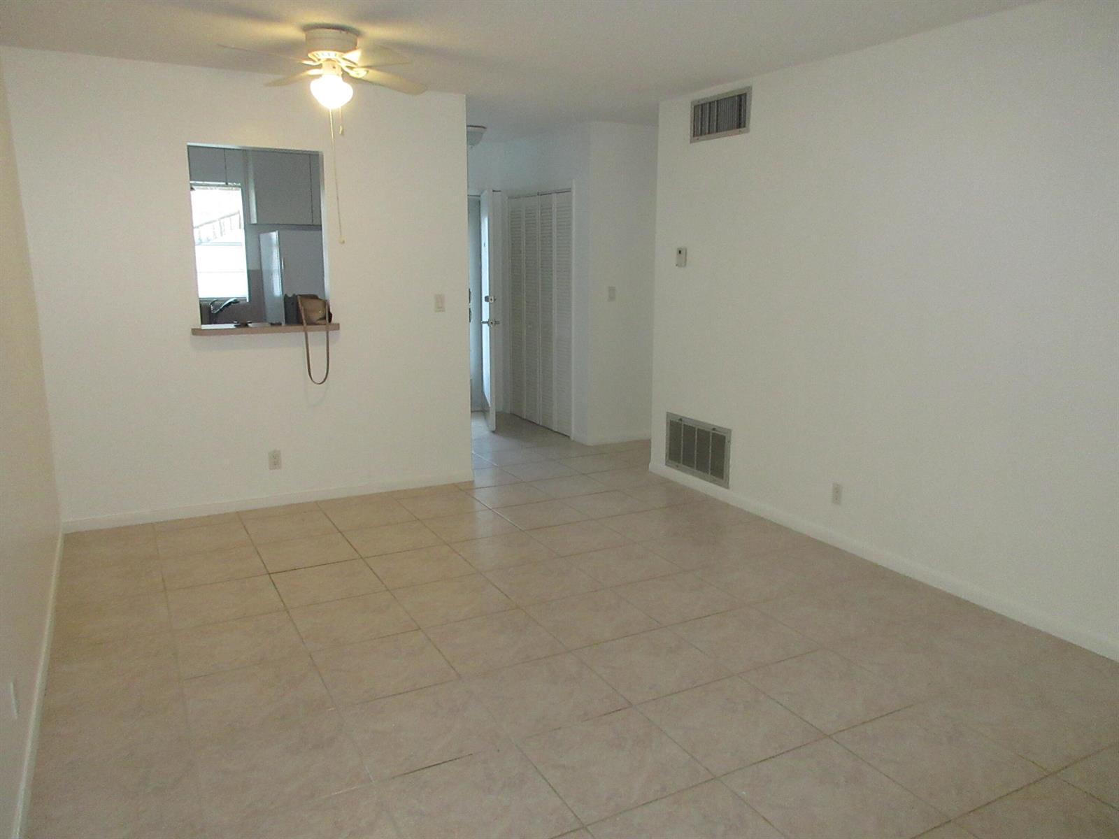1115 LAKE Terrace # 107, Boynton Beach FL 33426 photo 4