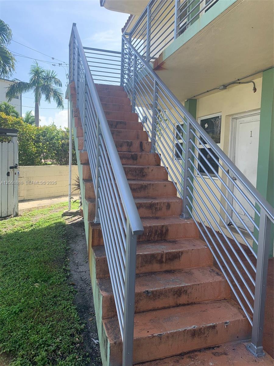 2 S Shore Dr # 15, Miami Beach FL 33141 photo 5