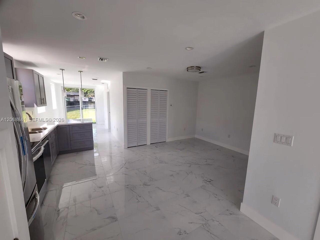 7245 SW 21st St, Miami FL 33155 photo 3