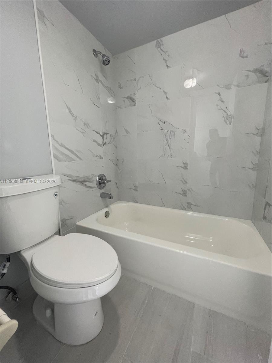 10169 Twin Lakes Dr, Coral Springs FL 33071 photo 3