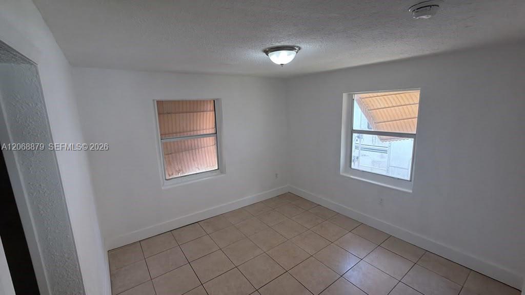 7305 NW 17th Ct, Miami FL 33147 photo 5