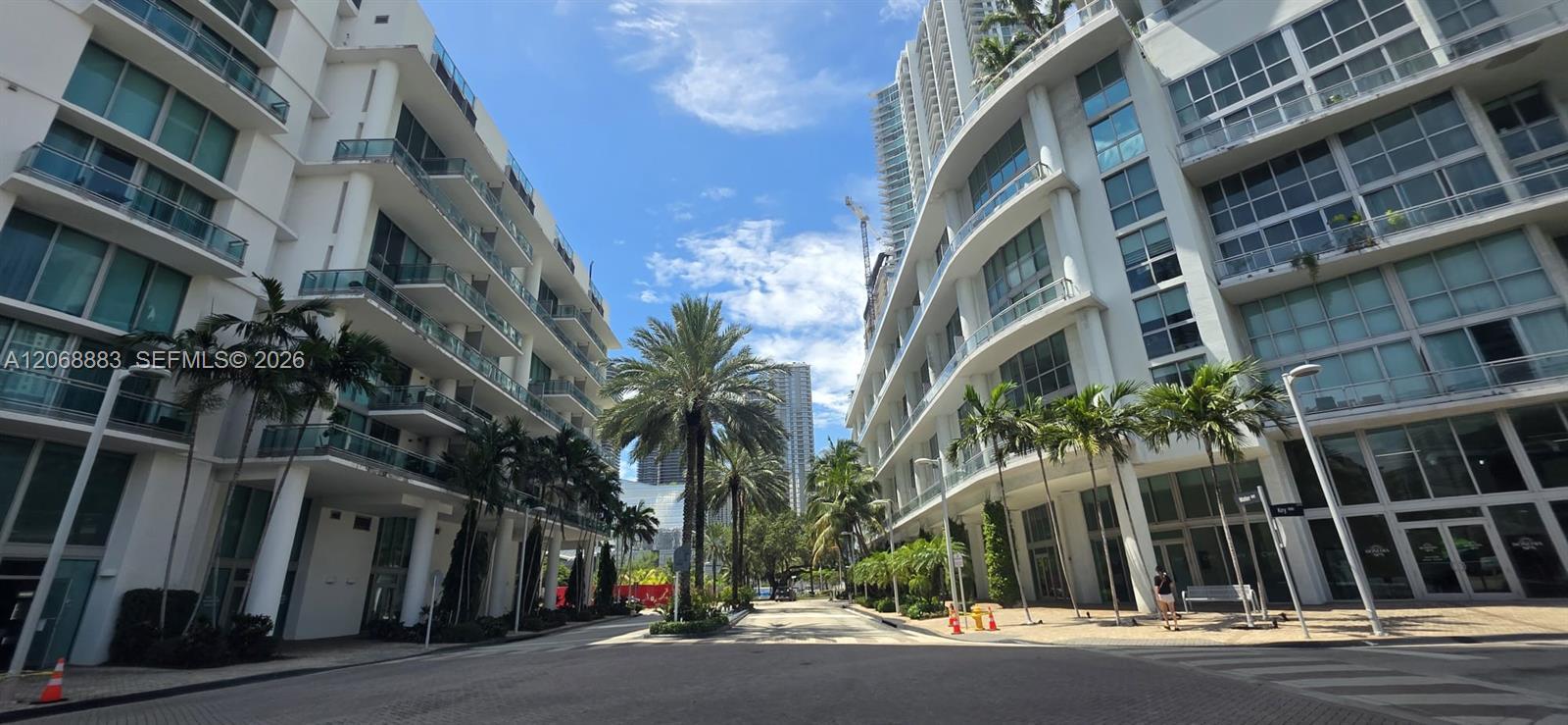 350 S Miami Ave # 3213, Miami FL 33130 photo 3