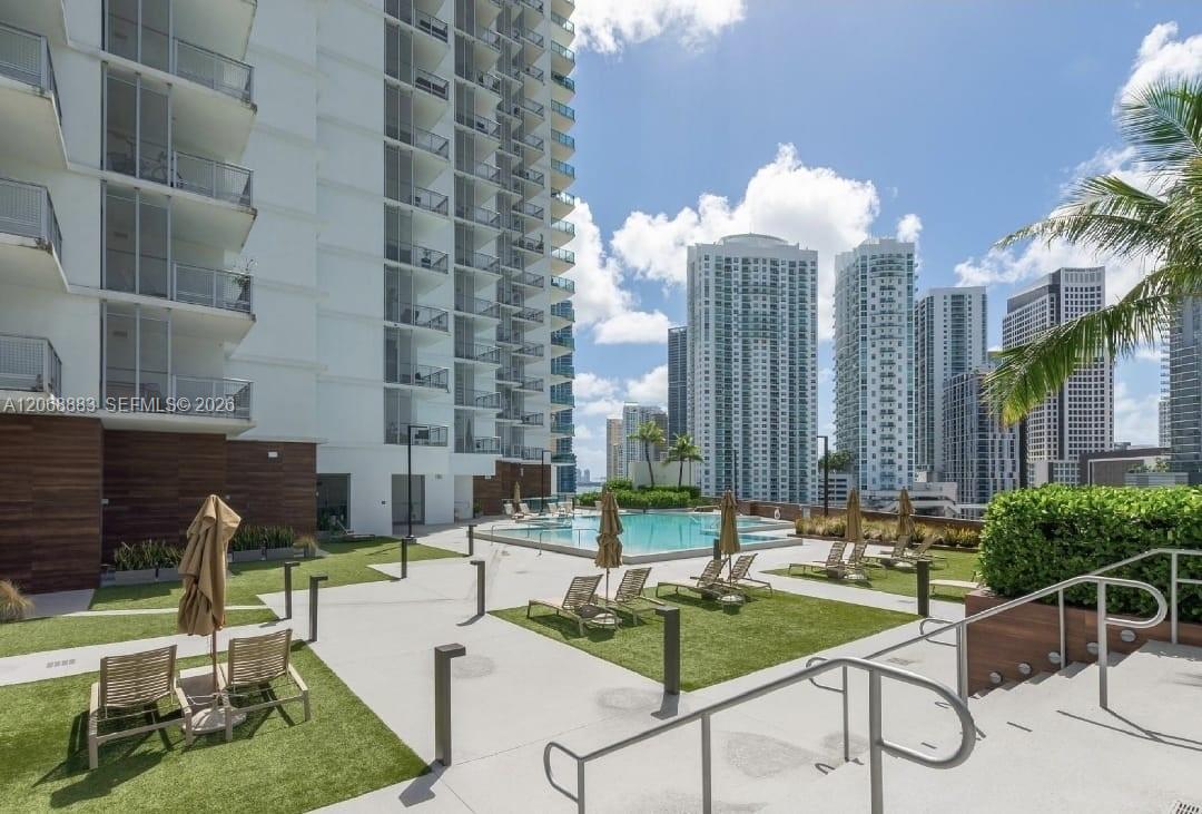 350 S Miami Ave # 3213, Miami FL 33130 photo 5