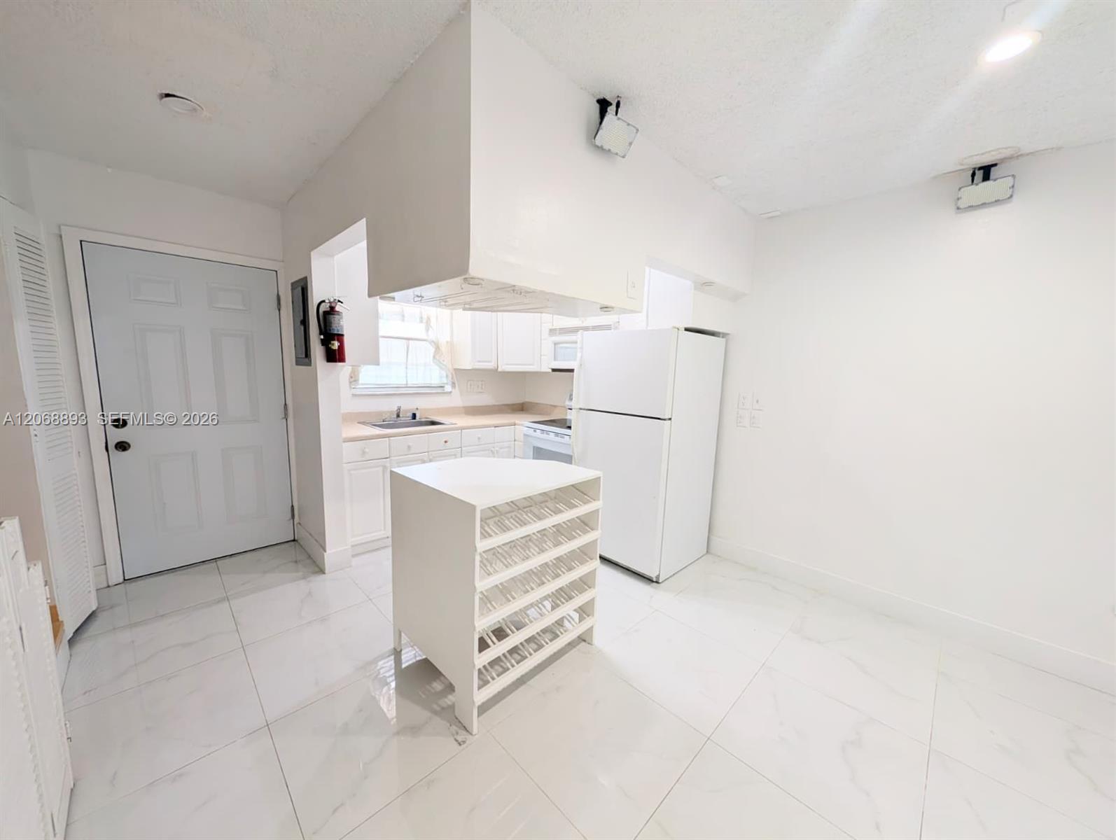 21 SW 109th Ave # B5, Sweetwater FL 33174 photo 4