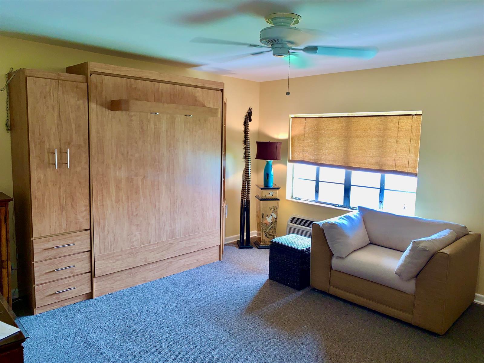 31 S GOLFVIEW Road # 14, FL 33460