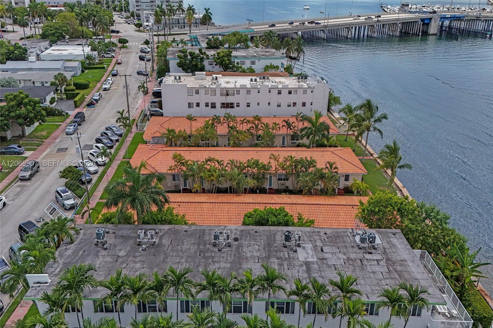2170 Bay Dr # 22, Miami Beach FL 33141 photo 3
