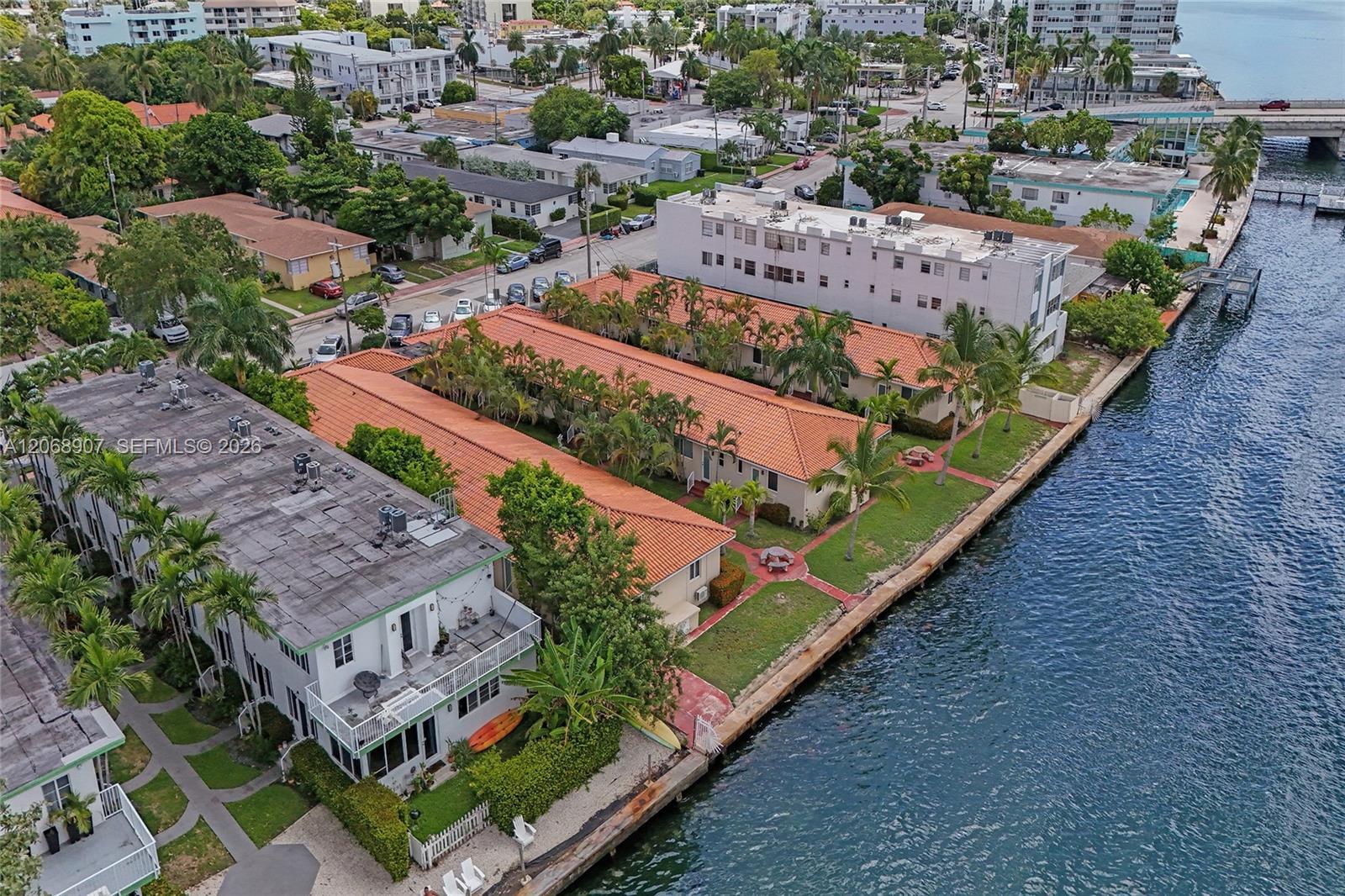 2170 Bay Dr # 22, Miami Beach FL 33141 photo 4